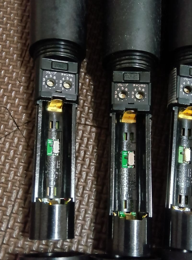 滝*様 TOA WM-1220 ワイヤレスマイク 4本セット ジャンク品