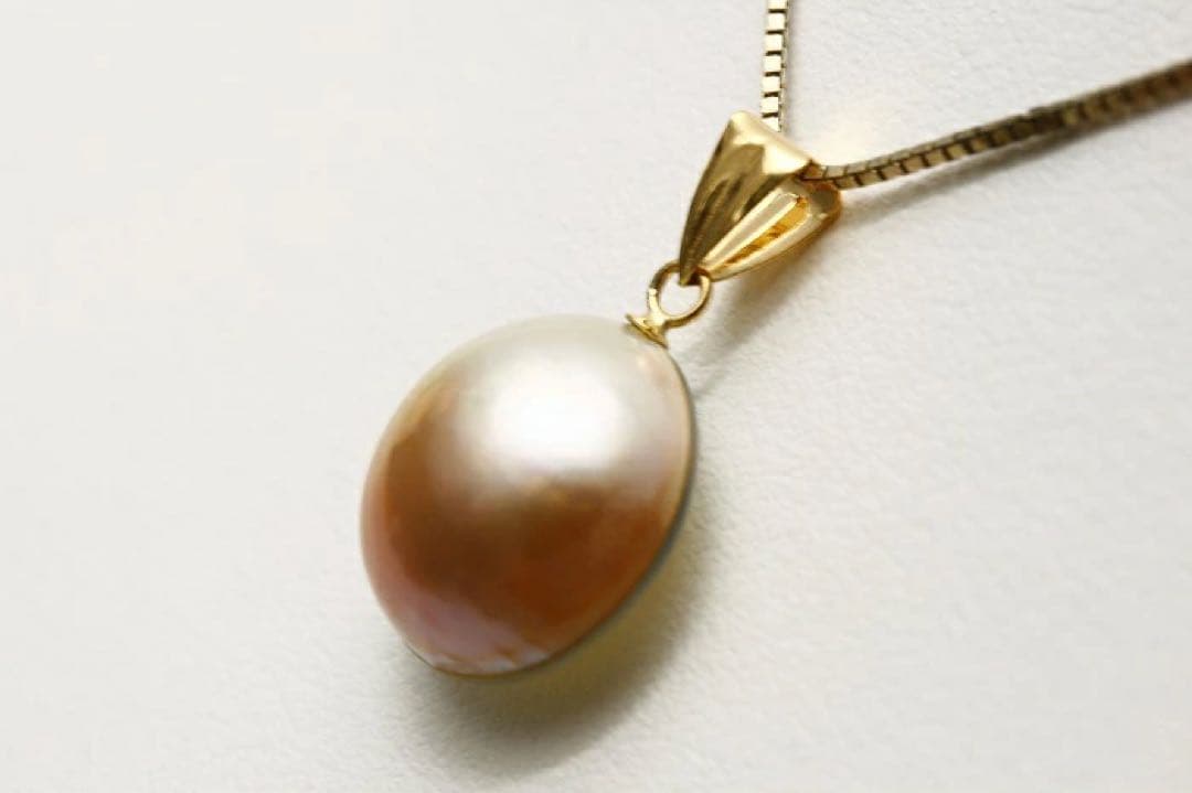 マベ真珠パールペンダントトップ　グリーンブラウンカラー　13mm　K18製