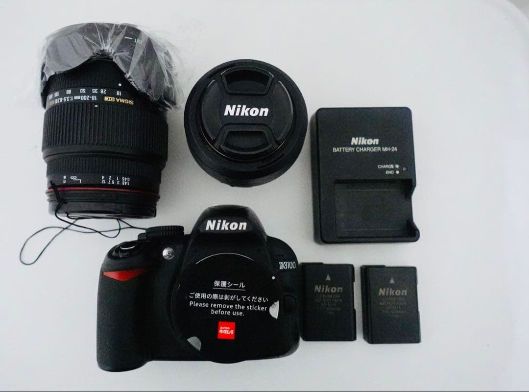 Nikon D3100 デジタル一眼レフカメラ　レンズ2本付き