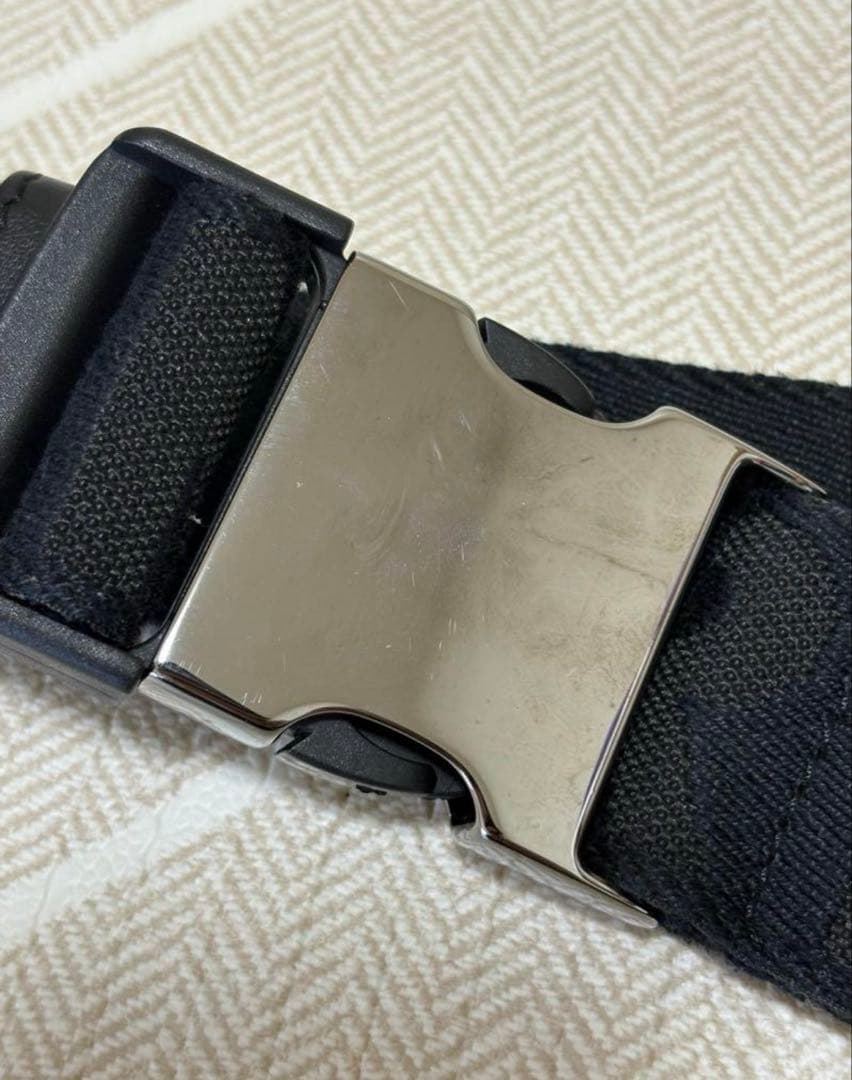 11/620時までお値下げ中STELLA McCARTNEY ボディバッグ