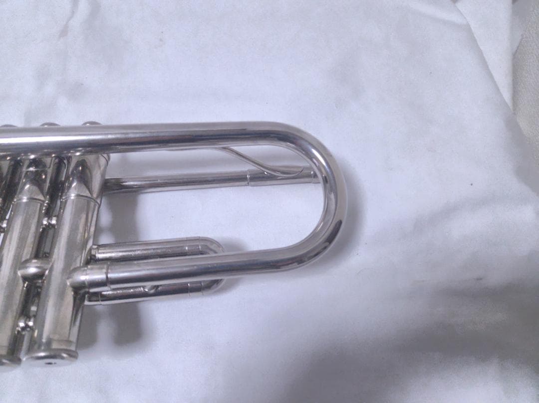 YAMAHA YTR-136 トランペット ニッケルメッキ 日本製 #2420F