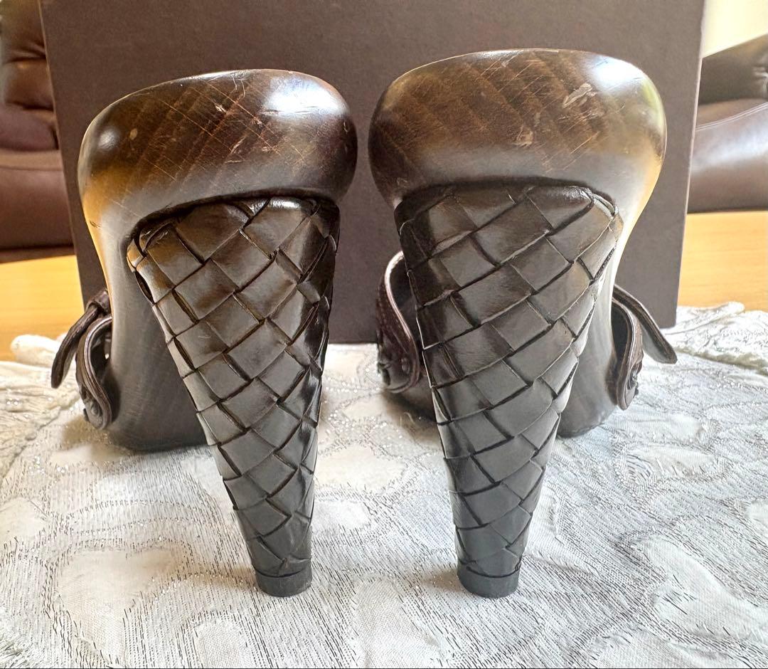 BOTTEGA VENETA ボッテガヴェネタイントレチャートサンダルミュール