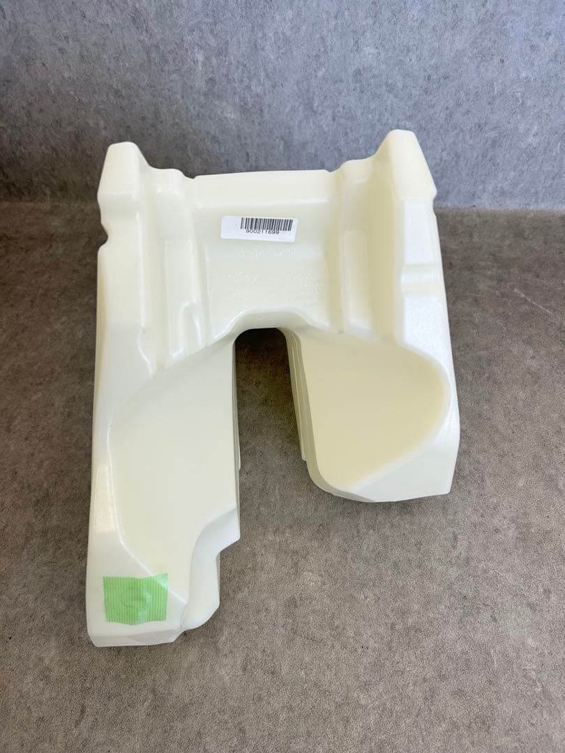 プラスチックタンク　KTM