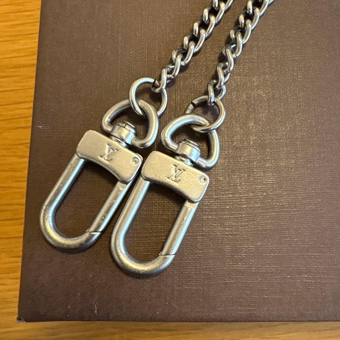 【本日限定値下げ】ルイヴィトン ウォレットチェーン シルバー LVロゴ刻印