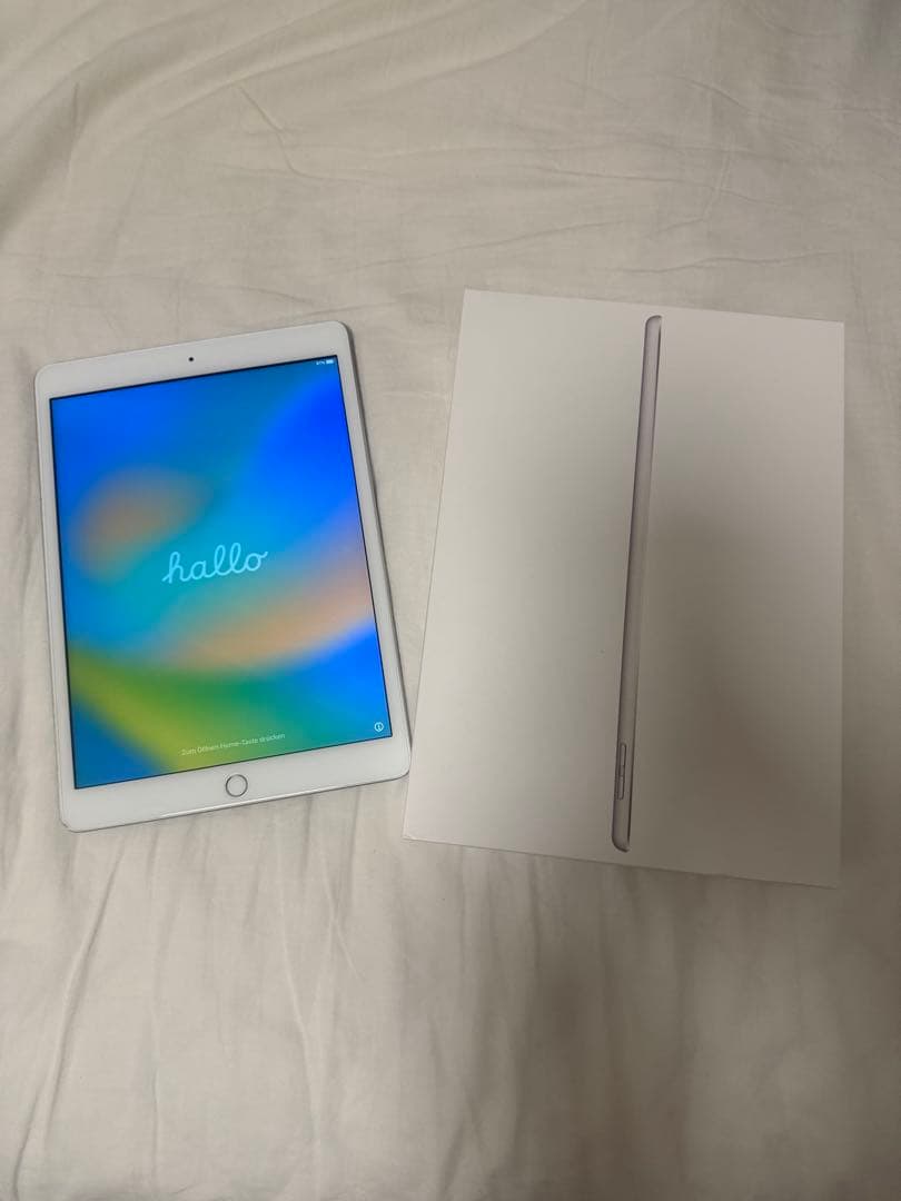 よ*し様 ipad 第8世代 32GB