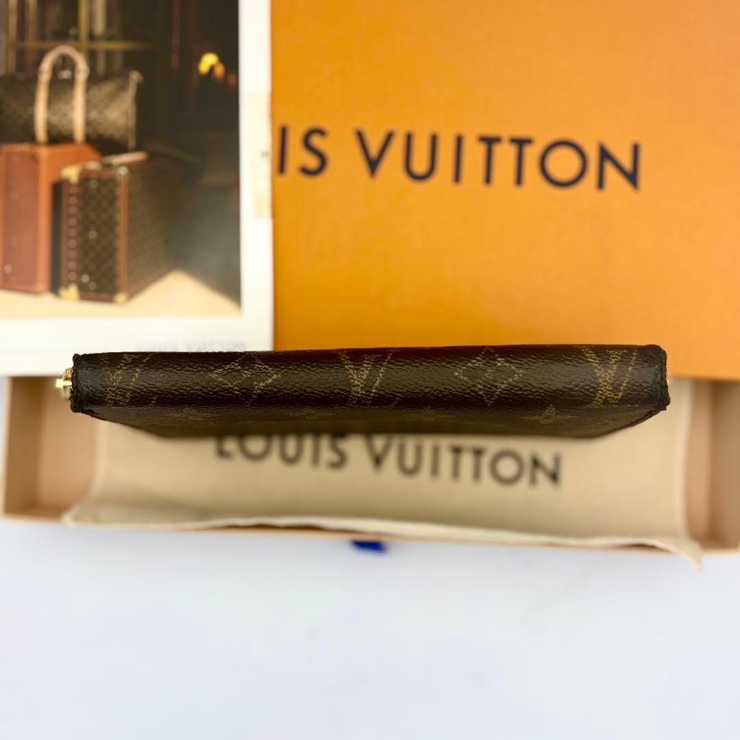 ルイヴィトン　モノグラム　ジッピーウォレット　M60017