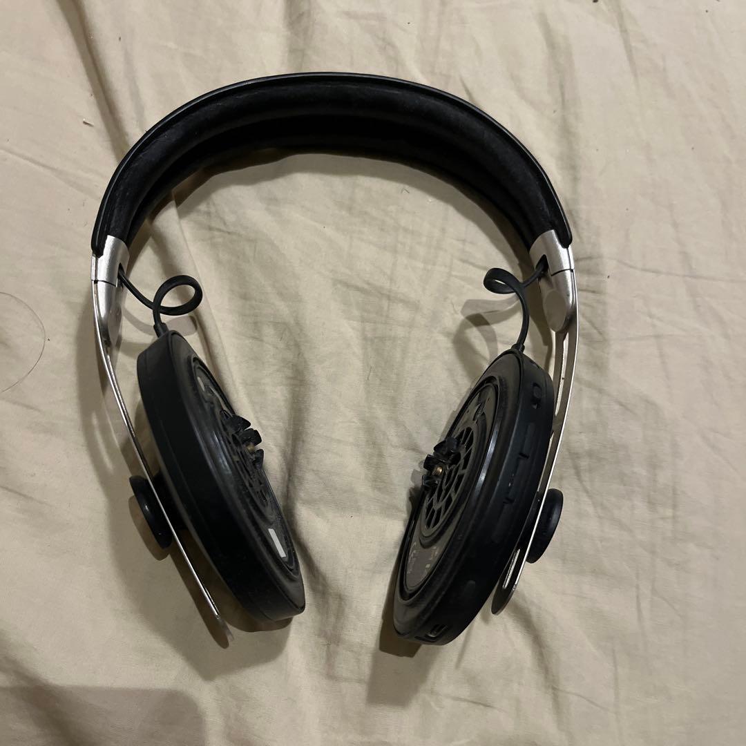 ワイヤレスヘッドホン sennheiser 耳当てなし