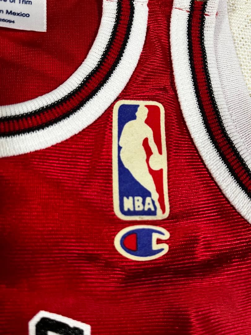NBA Champion BULLS ブルズ　ジョーダン 23 赤ロンパース