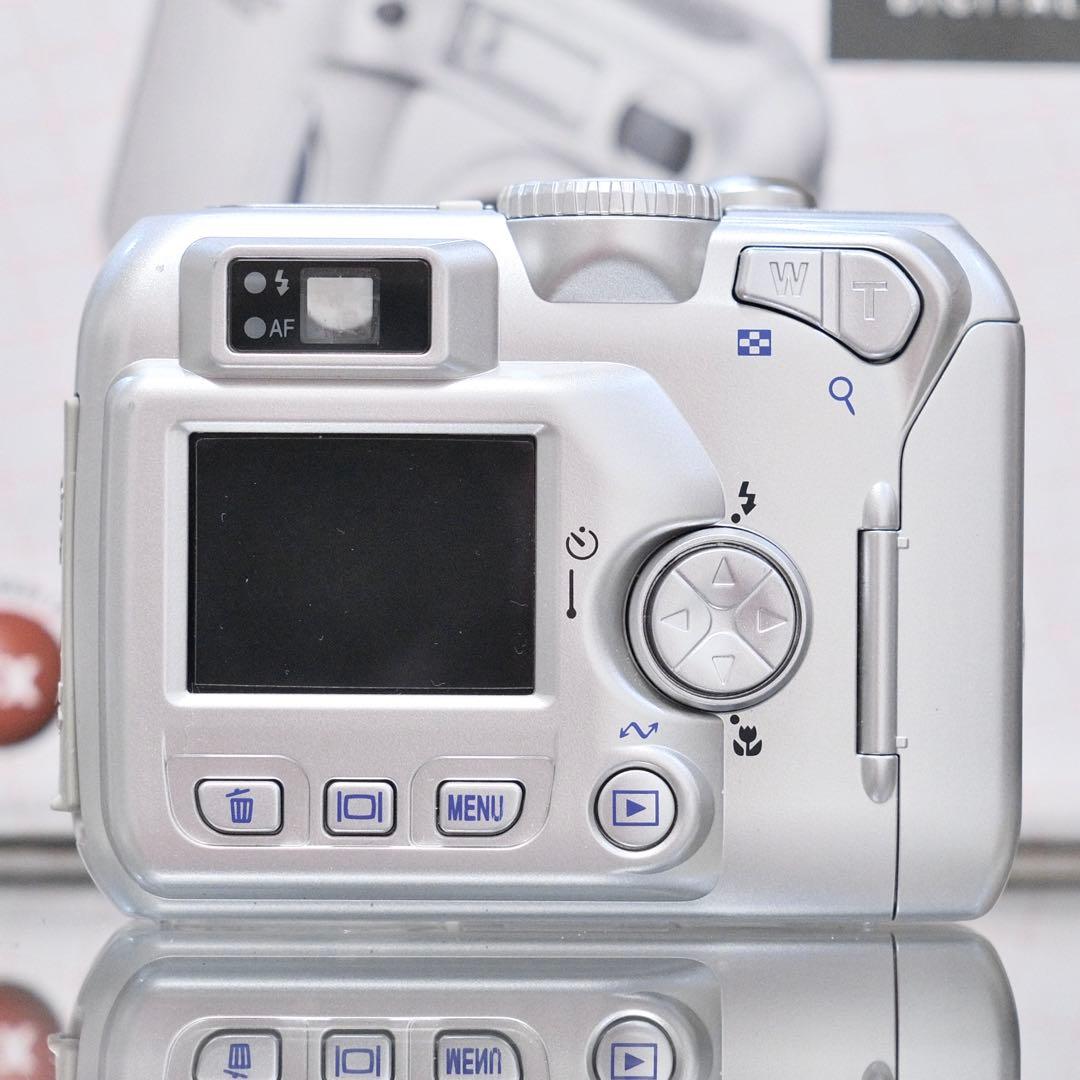 美品！動作品 平成レトロ CCD Nikon COOLPIX E3100 元箱付