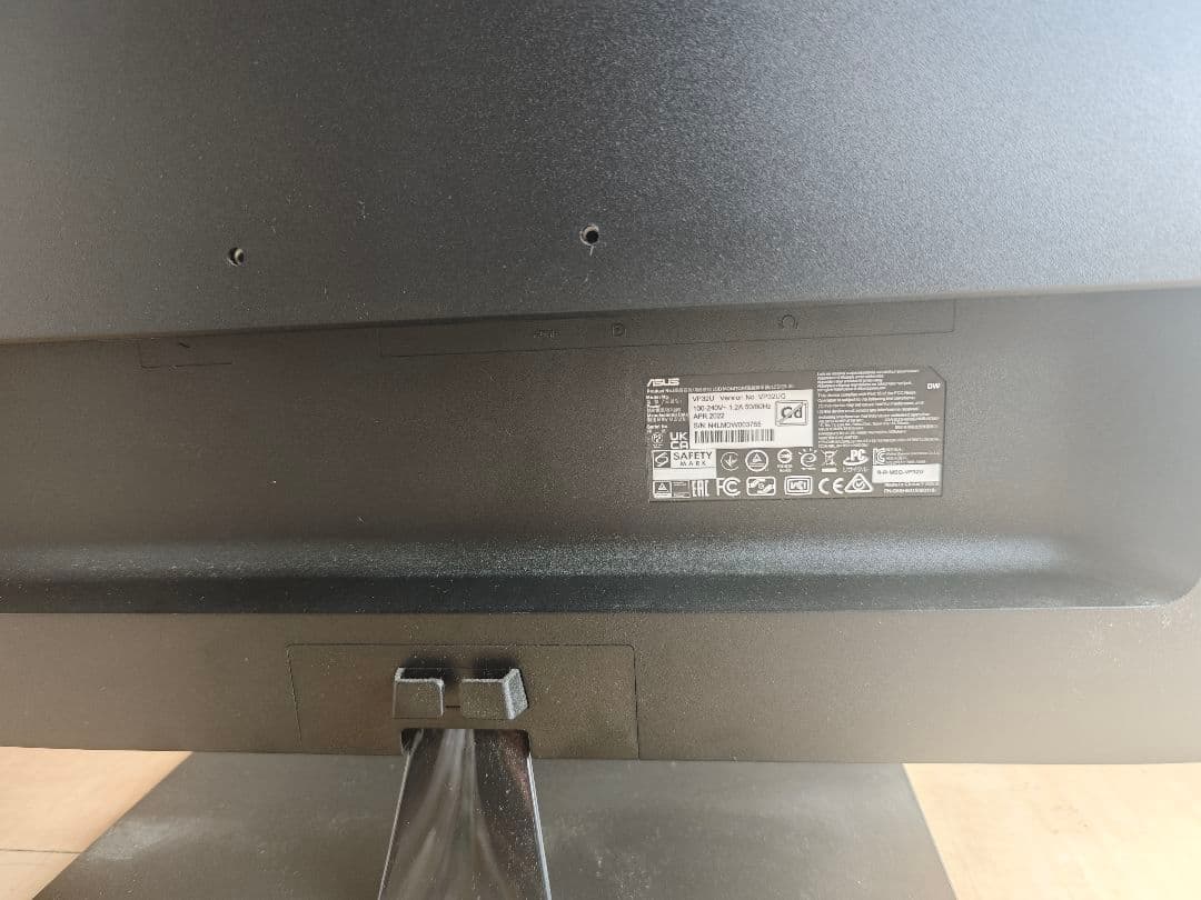 ASUS 31.5インチ VP32UQ アイケアモニター 4K HDR