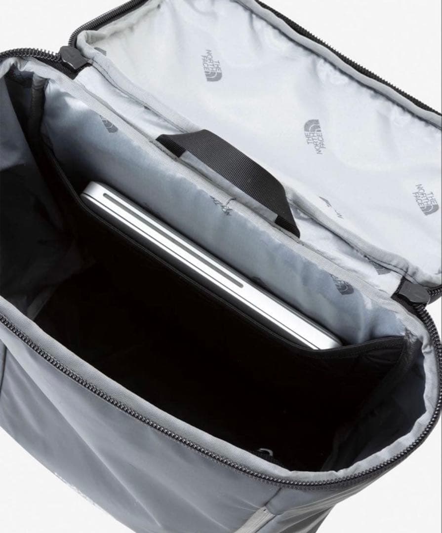 THE NORTH FACE ブラック バックパック　nm82412r