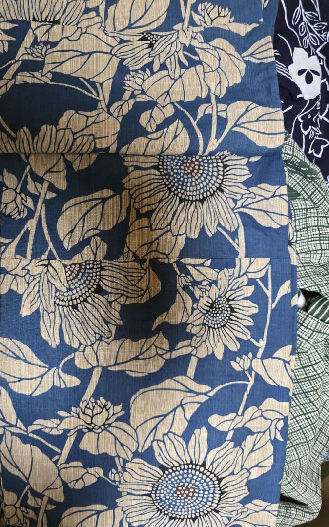 少しだけ値下げしました。日本橋竺仙 大人向日葵柄 奥州小紋