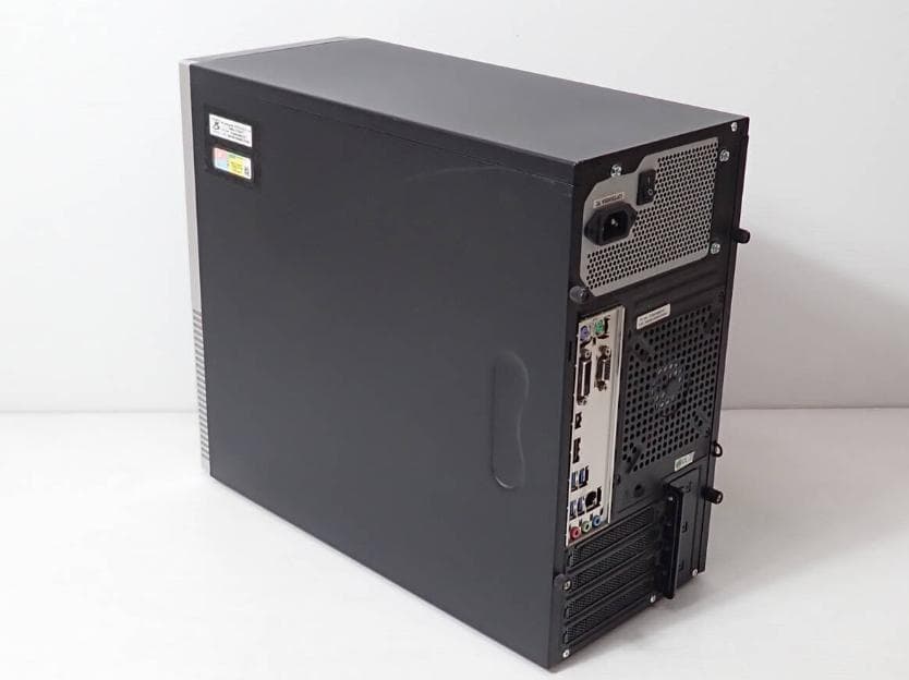 動作品　第8世代Xeon E-2186G DDR4-32GB SSD256GB