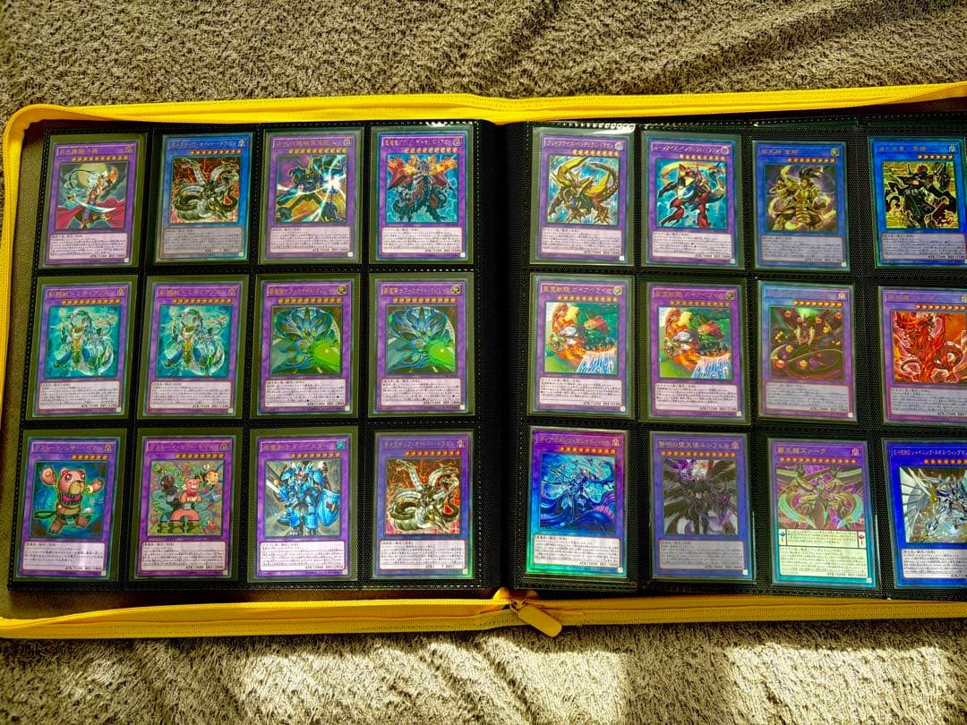 遊戯王　引退品　レリーフなど　435枚