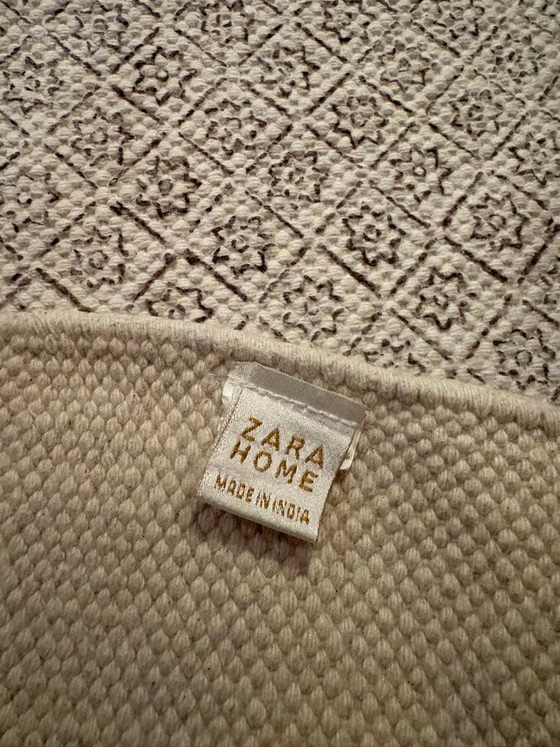 ZARA  ラグ　ベージュ/グレ (200 x 160)