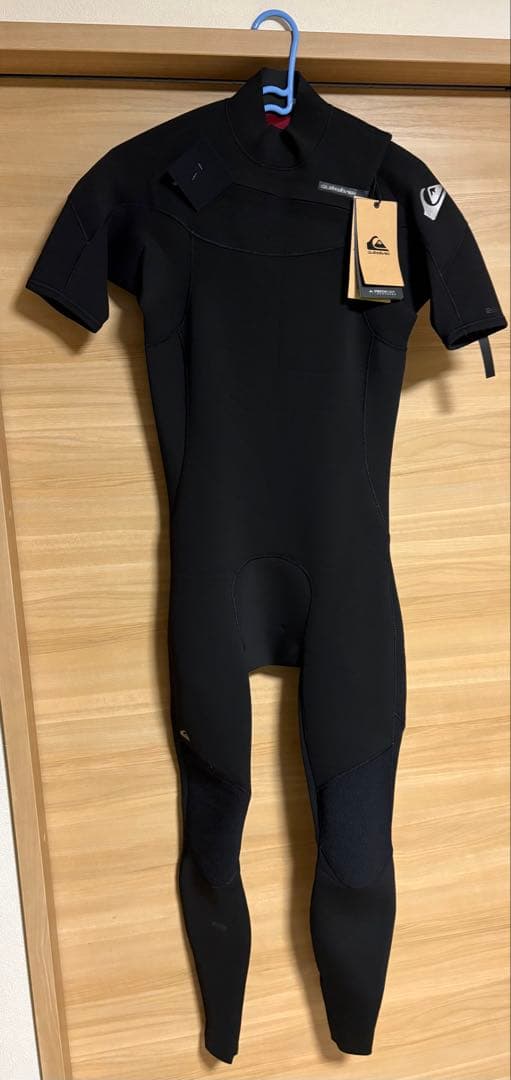 Quiksilver シーガル Sサイズ 新品タグ付き　ウェットスーツ