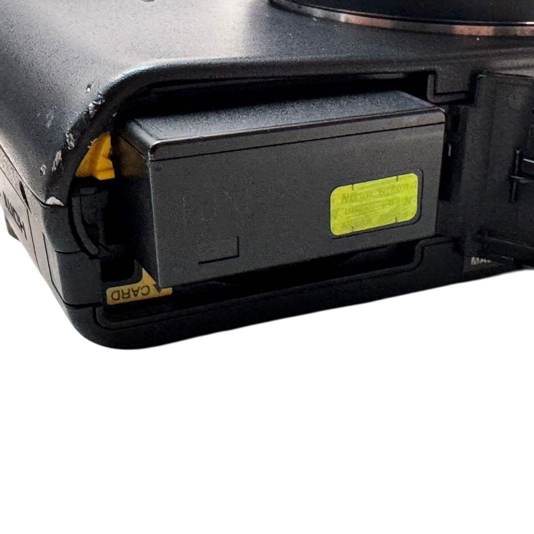 Nikon　ミラーレス一眼カメラ　Nikon 1 J1 レンズキット　ジャンク