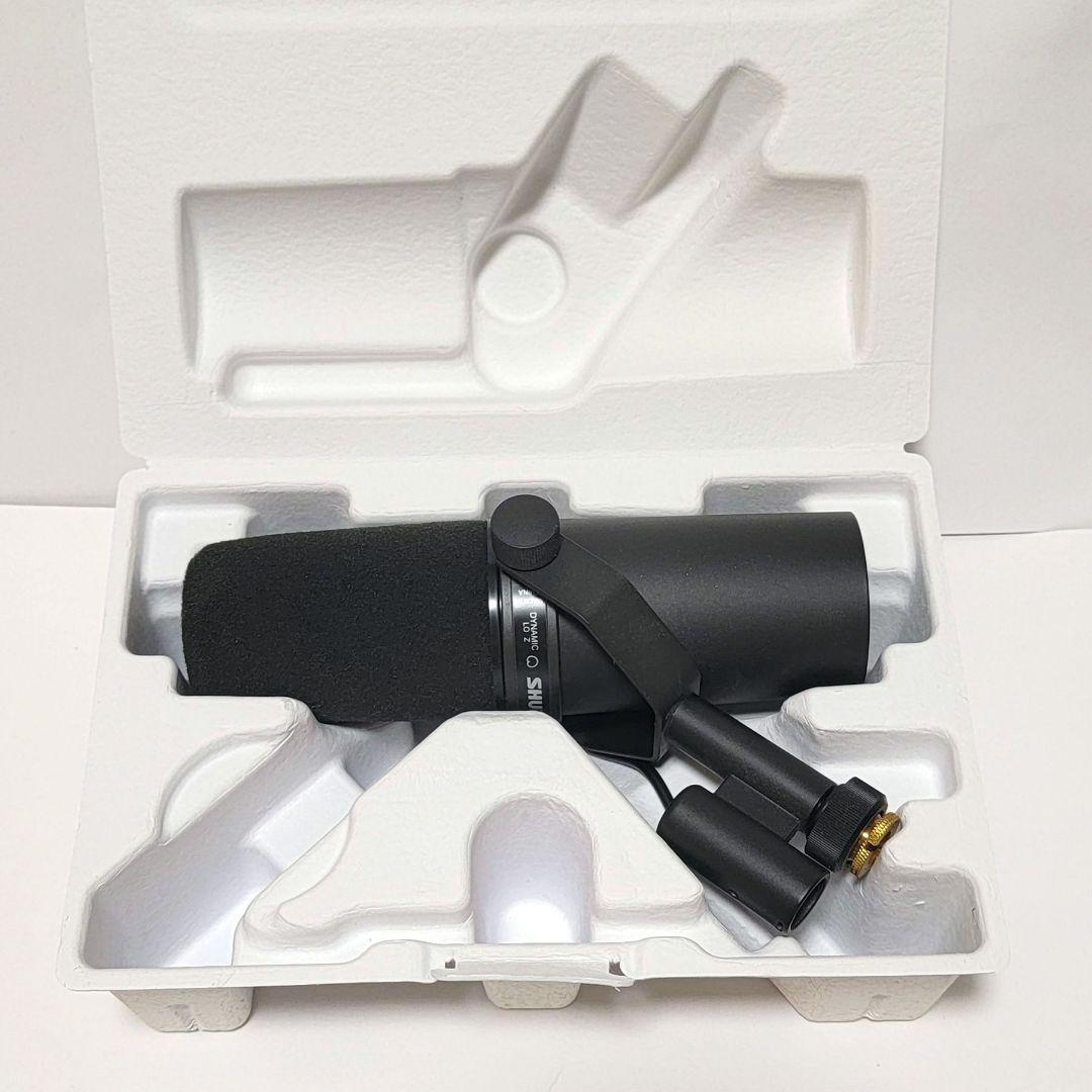 Shure SM7B ダイナミックマイク(マイクアームスタンド＋ケーブル付き)
