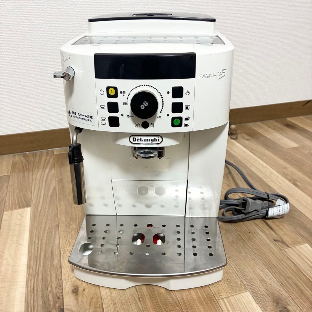 デロンギ マグニフィカS ECAM22112W