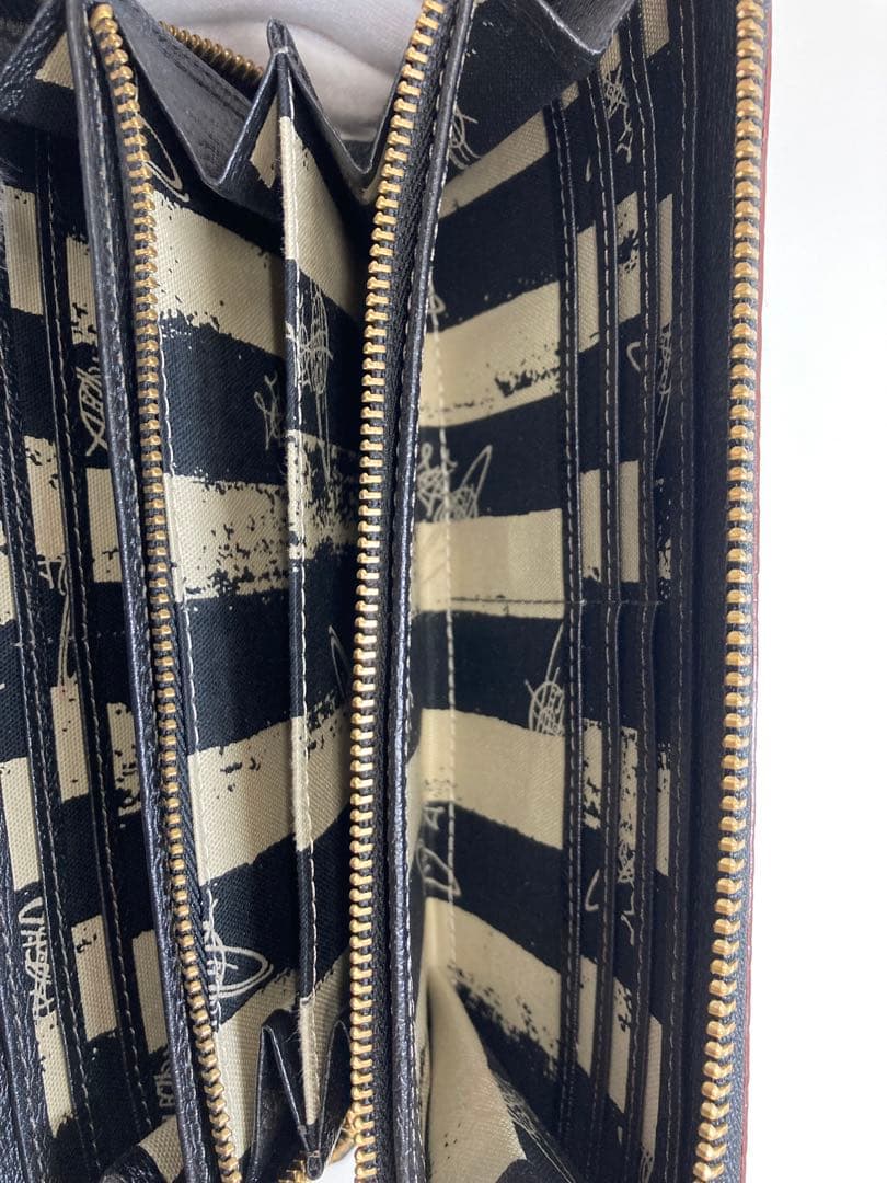 【Vivienne Westwood】長財布ブラック ラウンドジップビッグオーブ