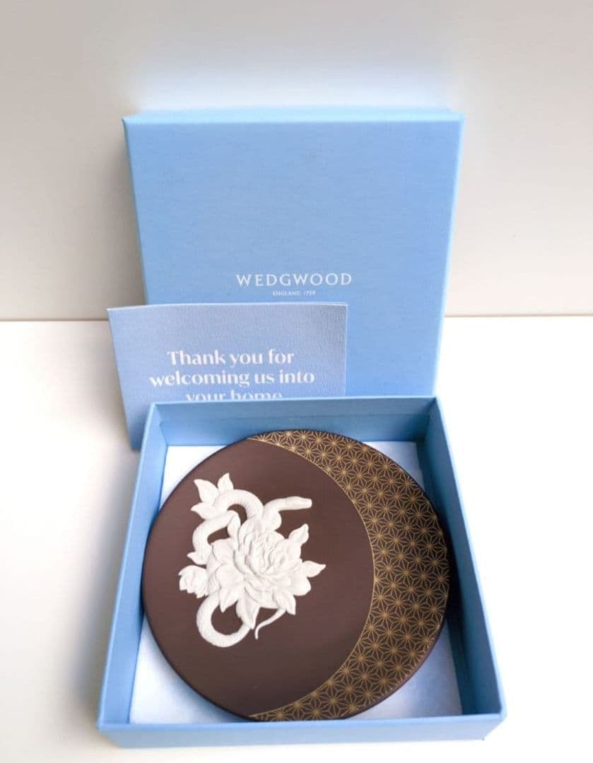 ウェッジウッド　ジャスパー　エトトレイ2025　ヘビ