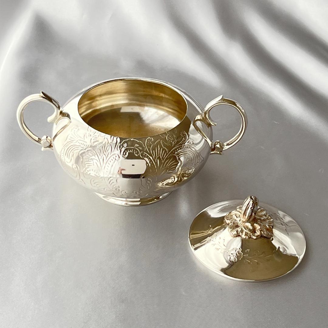 【英国】 ビクトリアンのティーセット 3点【シルバープレート】ティーポット