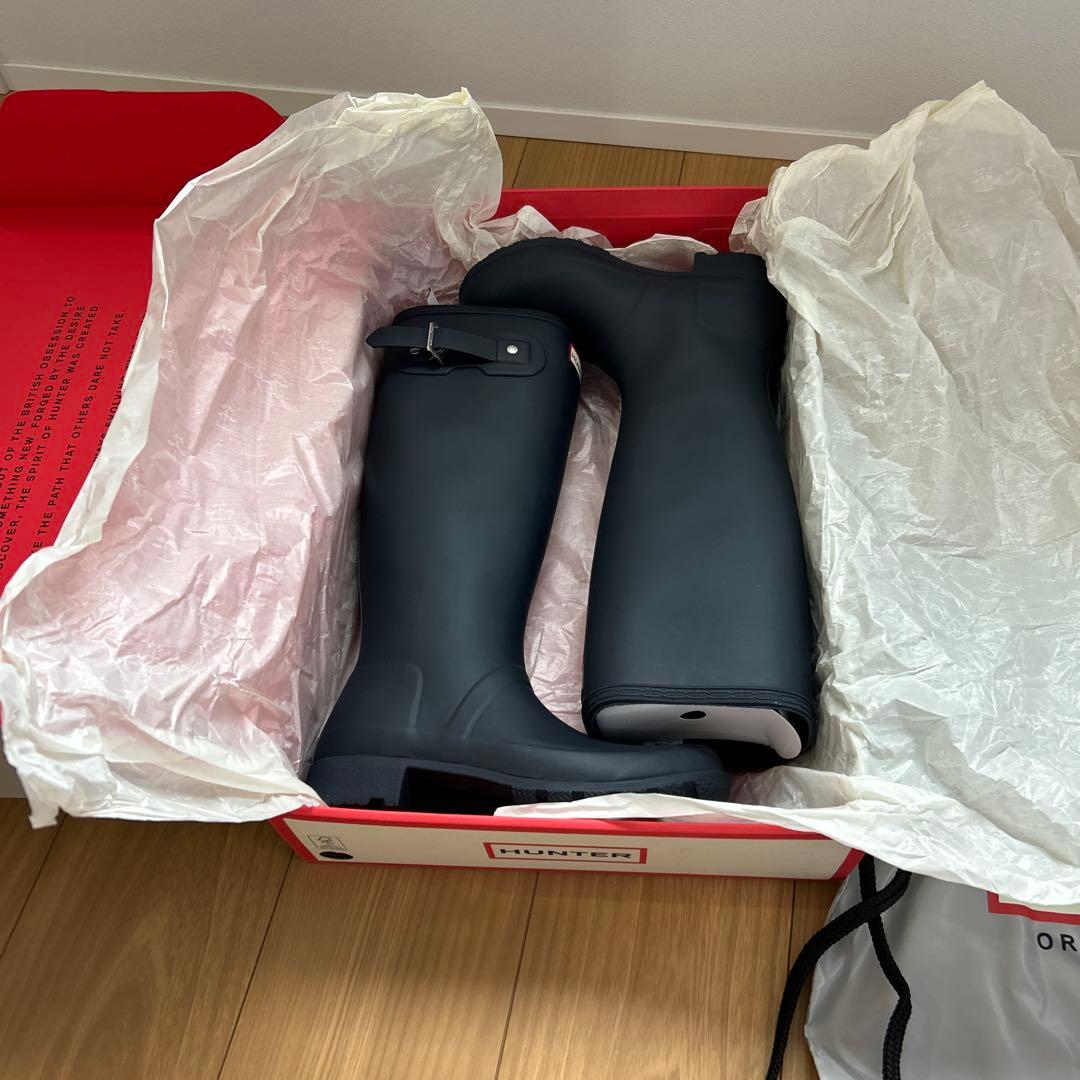 新品未使用HUNTER ネイビー長靴　24センチ