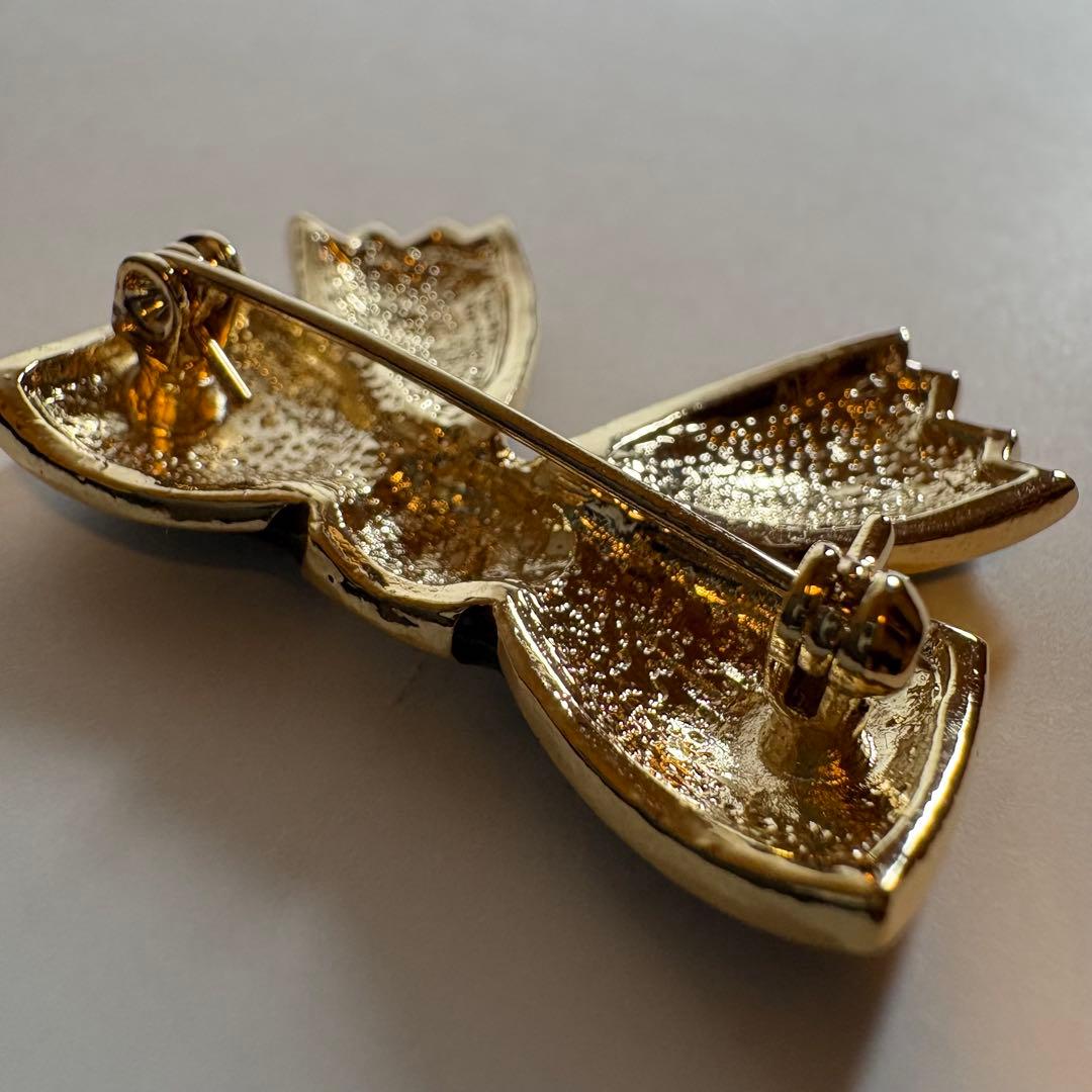 希少　CHANEL シャネル　リボン型　ブローチ　ピンバッジ　ラインストーン