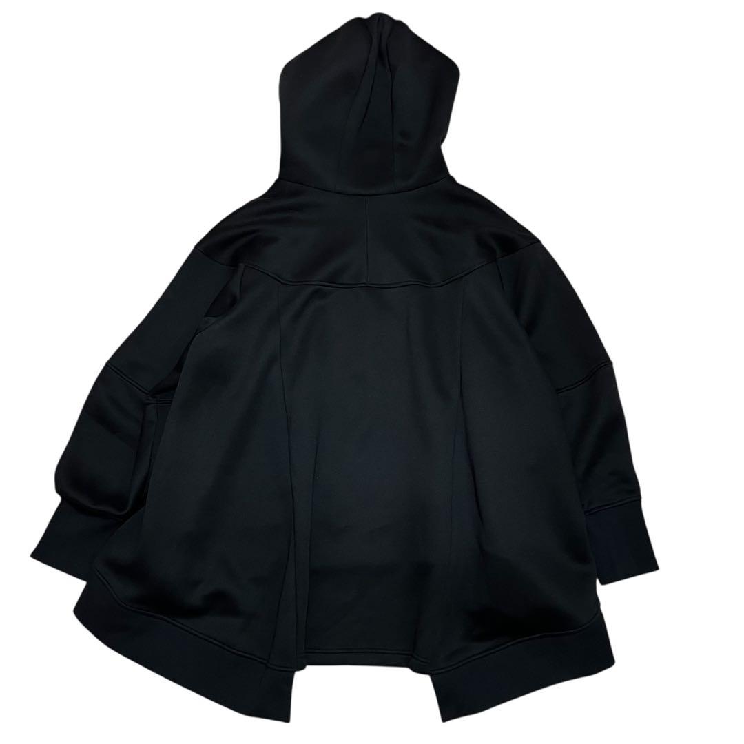 美品✨　ルフィル　スポーツ　テックダンボールジャージーフーディ