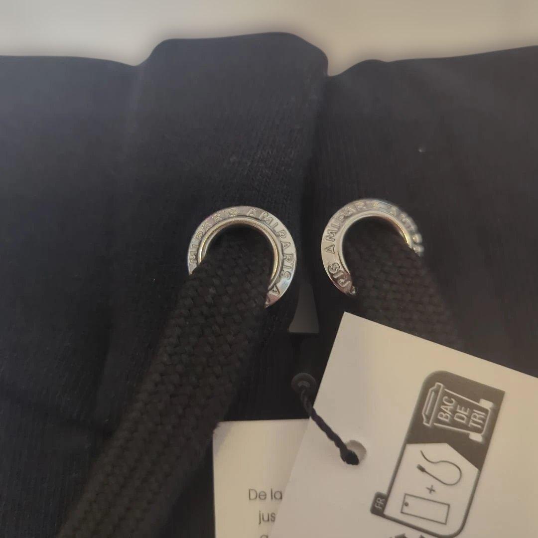 【新品】AMI PARIS フルジップパーカー　黒　Sサイズ　QR認証確認済