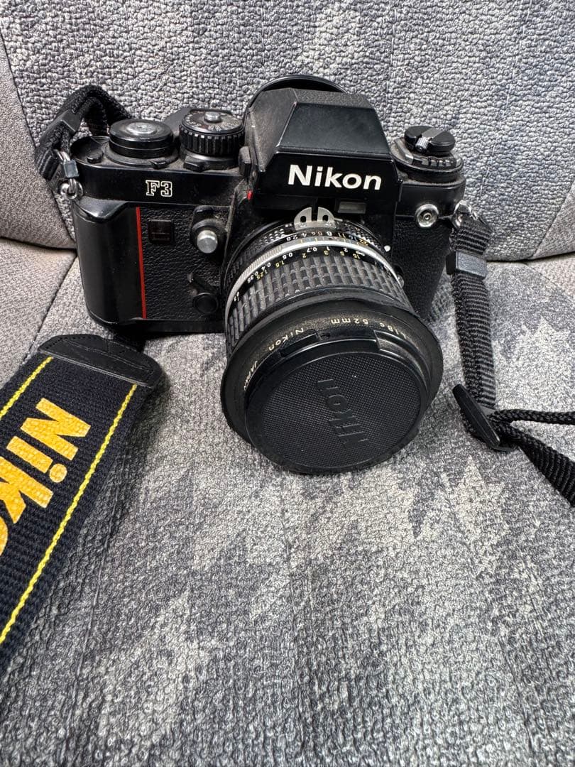 Nikon F3 一眼レフカメラ Nikkorレンズ付き