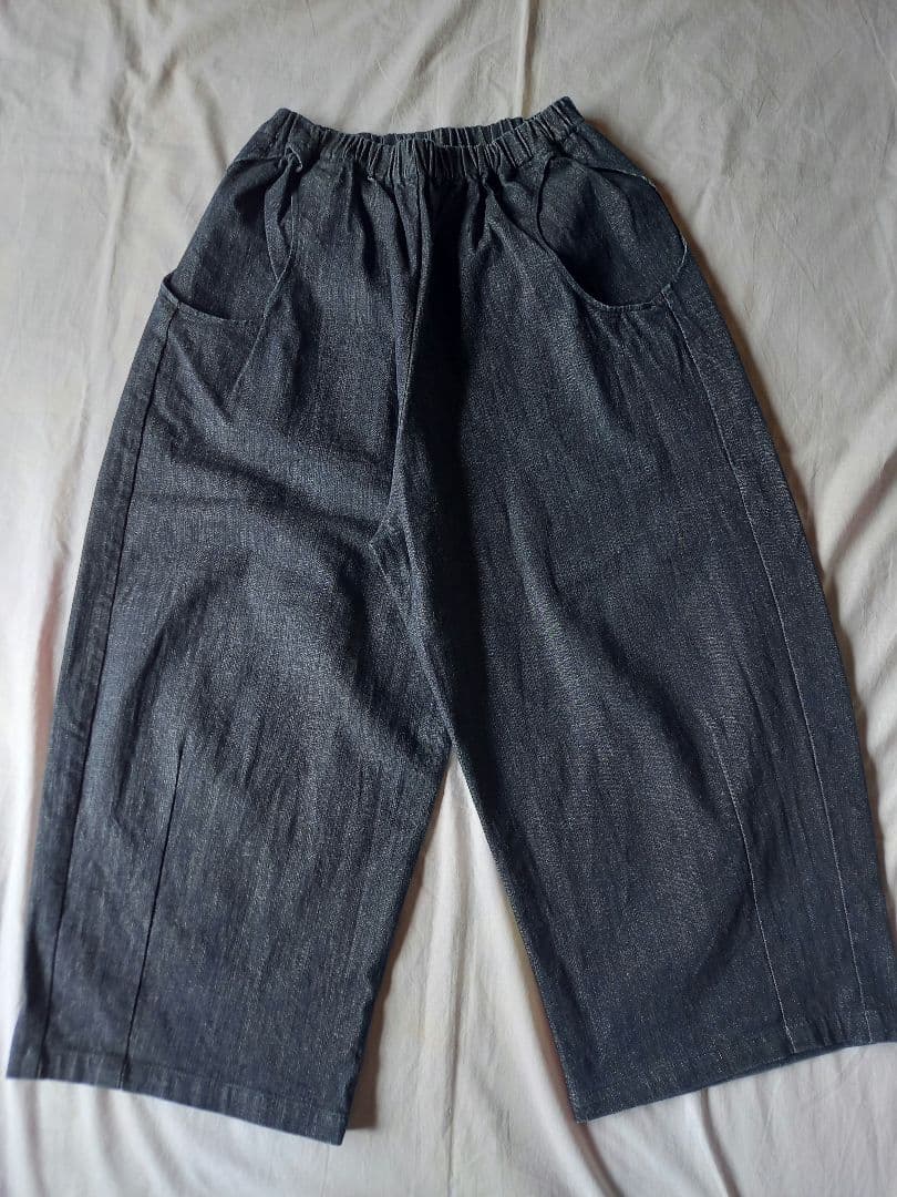 nuuno. デニムコッペパンツ