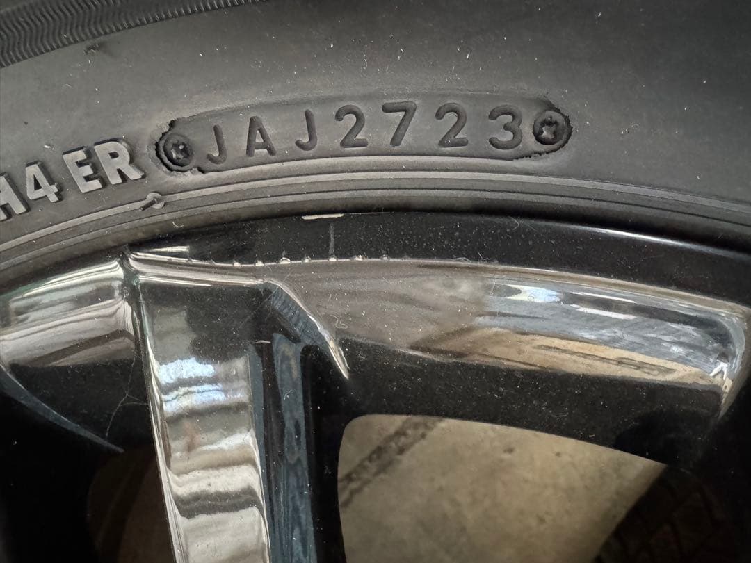 スタッドレス　ブリザックVRX3 2023 リフター　ベルランゴ　ドブロ