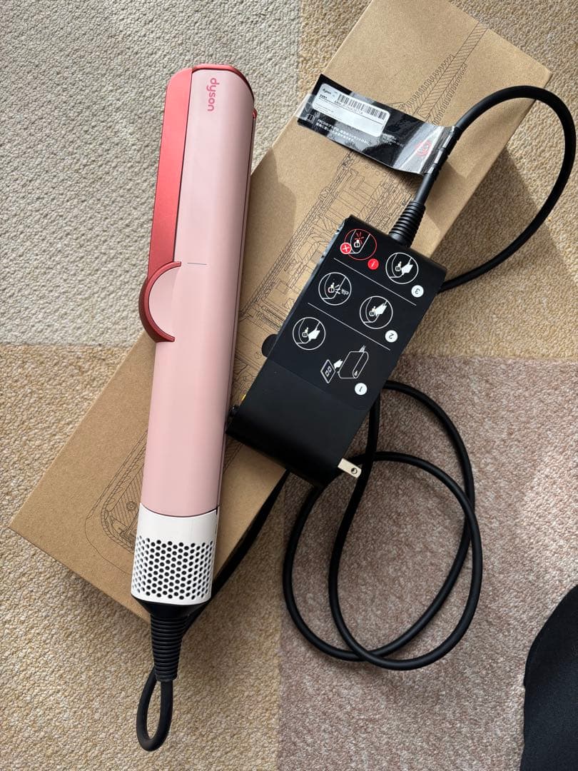 Dysonストレイトナー さくらチェリー 大風量 速乾 ストレイトヘアアイロン