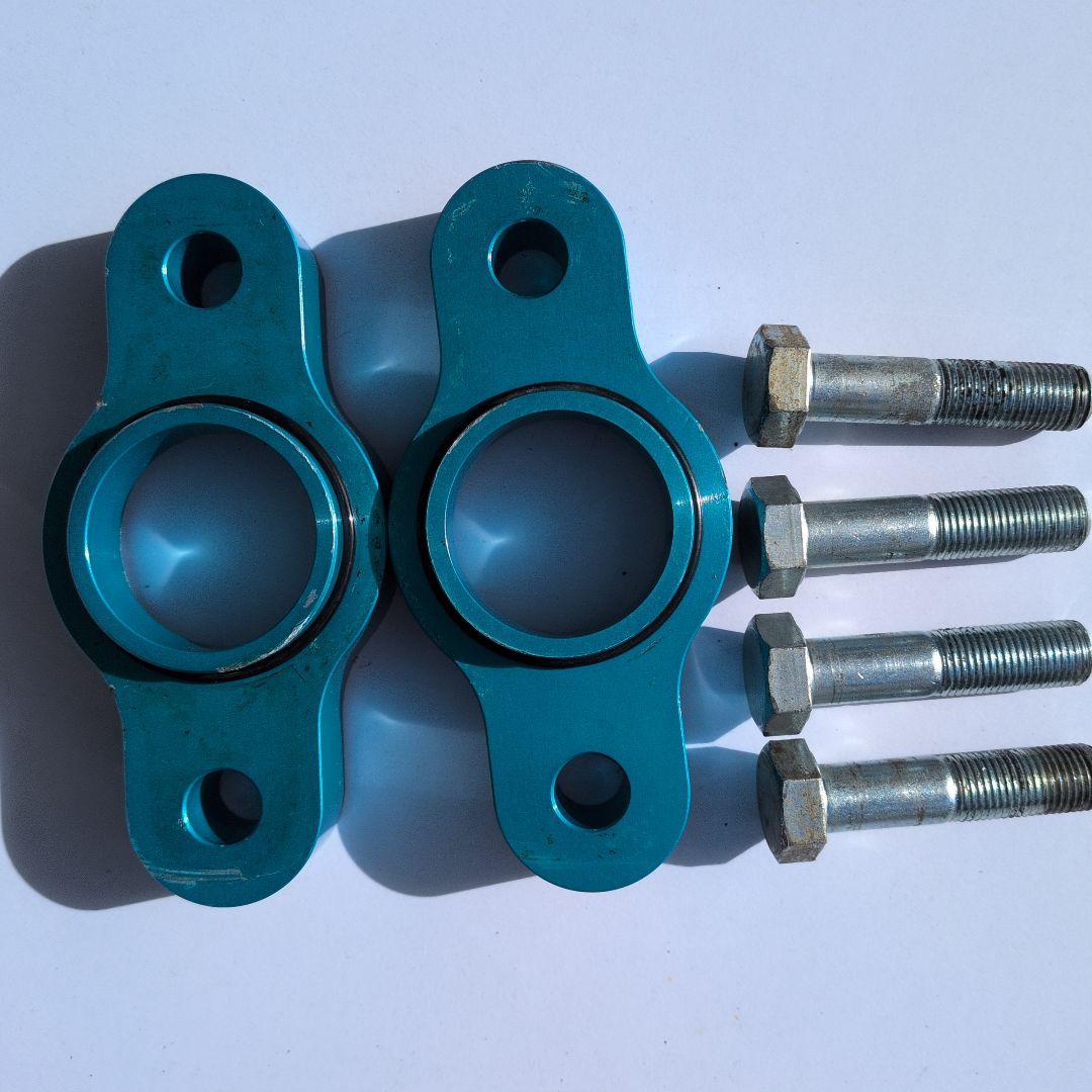 フェアレディZ（S30）用ロールセンターアダプター