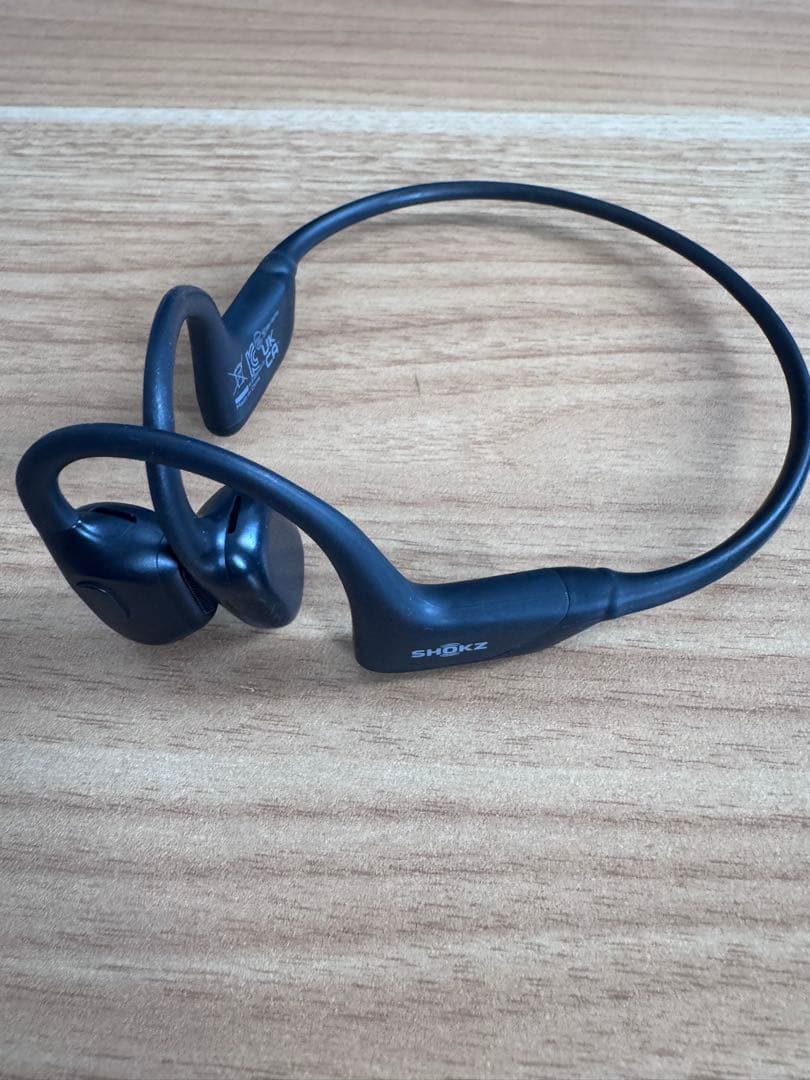 Shokz 骨伝導イヤホン ブラック　open run pro