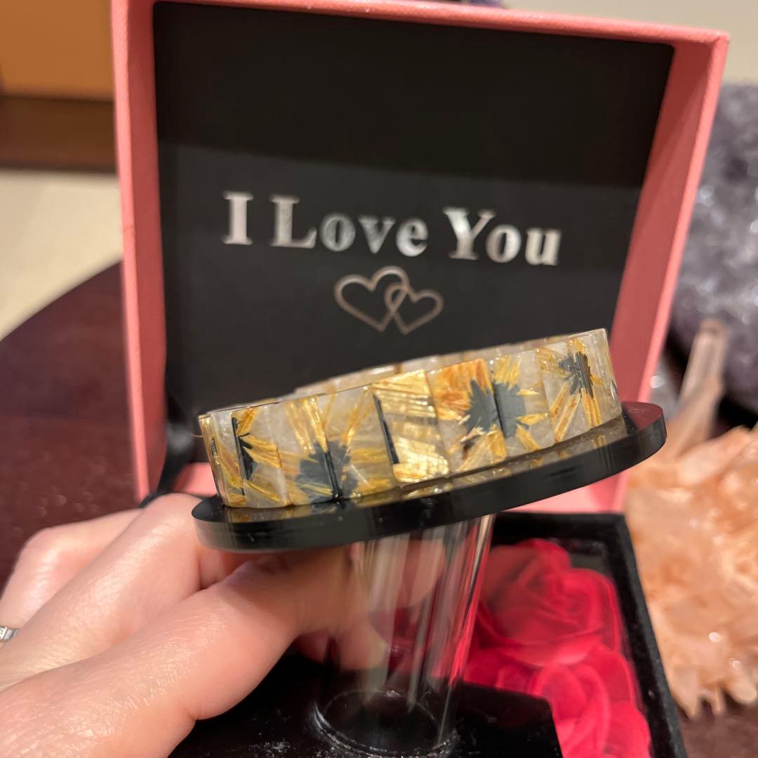 お値下げ！天然石ブレスレットタイチンルチルクォーツバングル　太陽放射ルチル