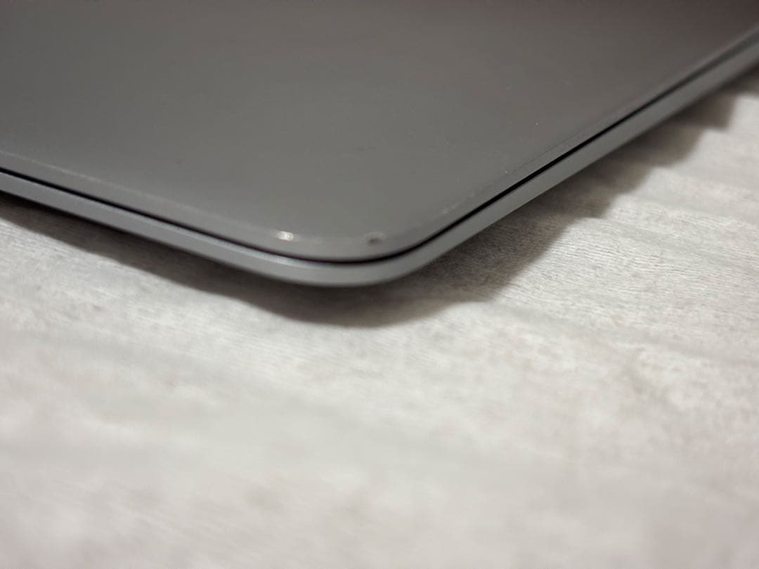 Macbook Air 13インチ　2020 A2179 Retina