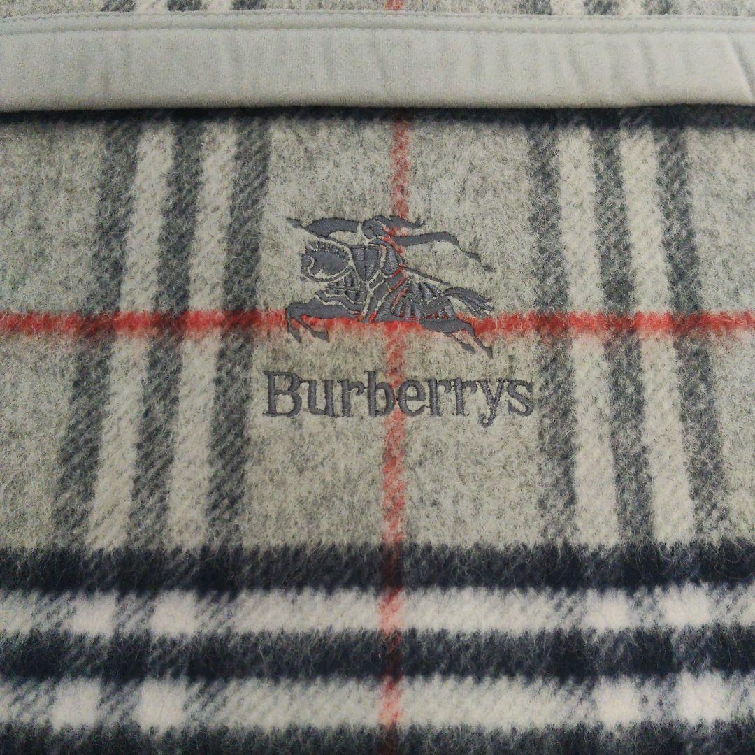 新品未使用　BURBERRYSノバチェック柄 ウール100％　純毛毛布　西川産業