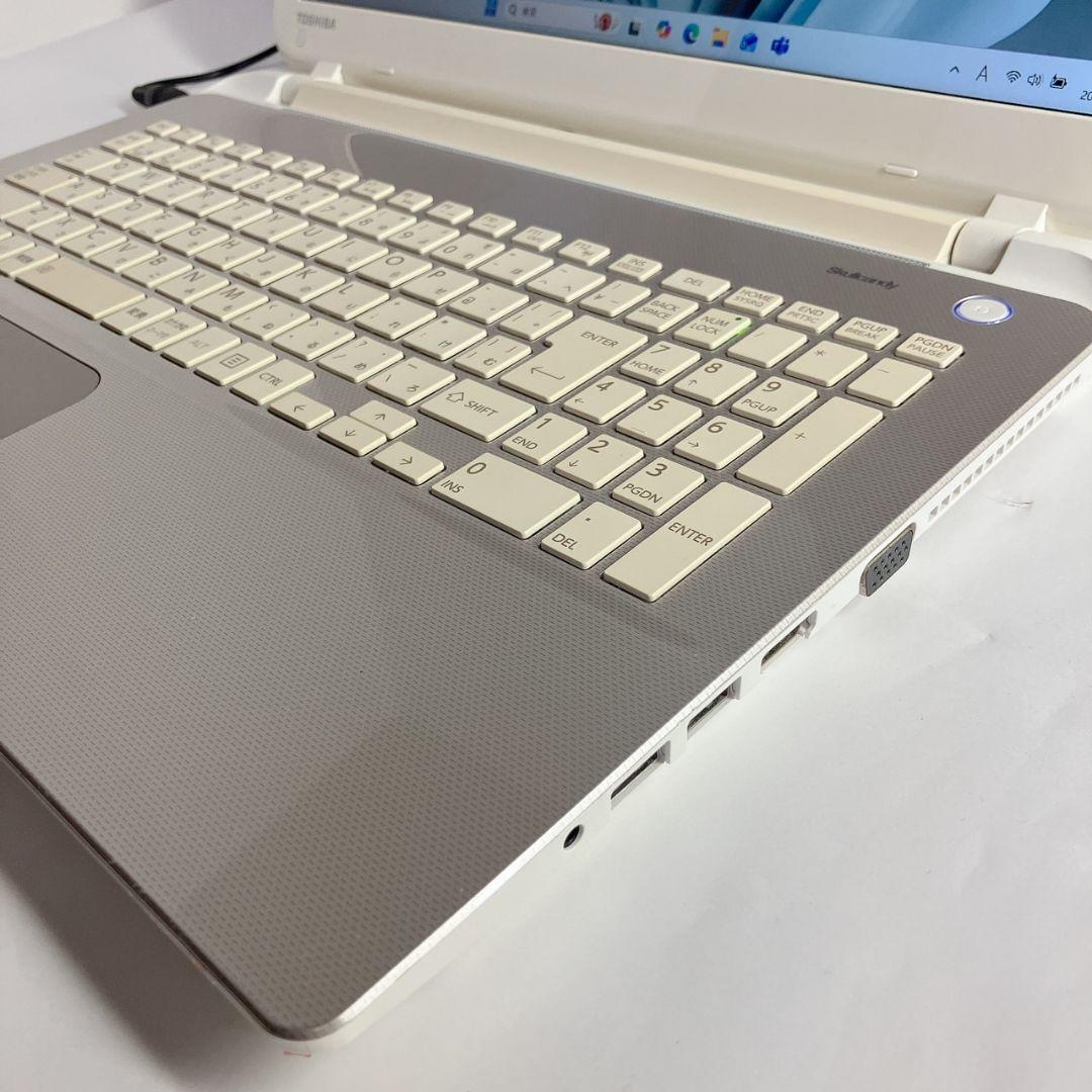 コアi3　win11 SSD256gb ・8GB dynabook ノートPC