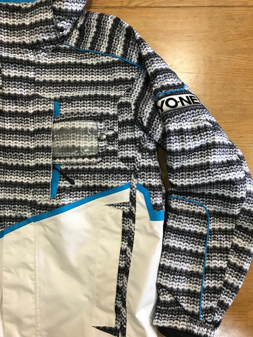 ONYONE SALOMON TEAM モデル　中綿入りジャケット　Ｓサイズ最終