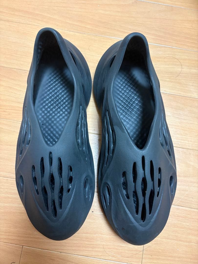 adidas YEEZY Foam Runner イージー フォーム