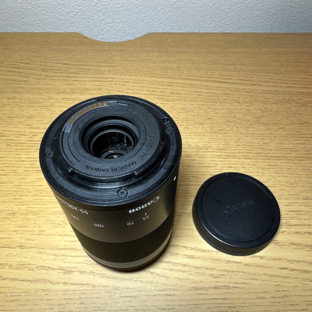 Canon EOS Kiss M2 ミラーレス一眼カメラ（バック付き）