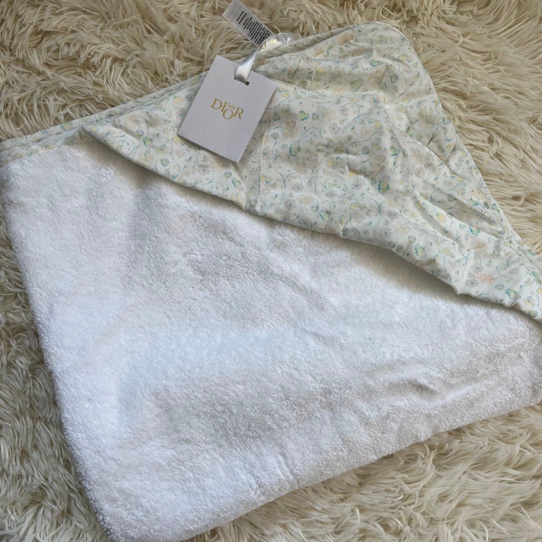 未使用　baby Dior ベビーディオール　おくるみ　タオル
