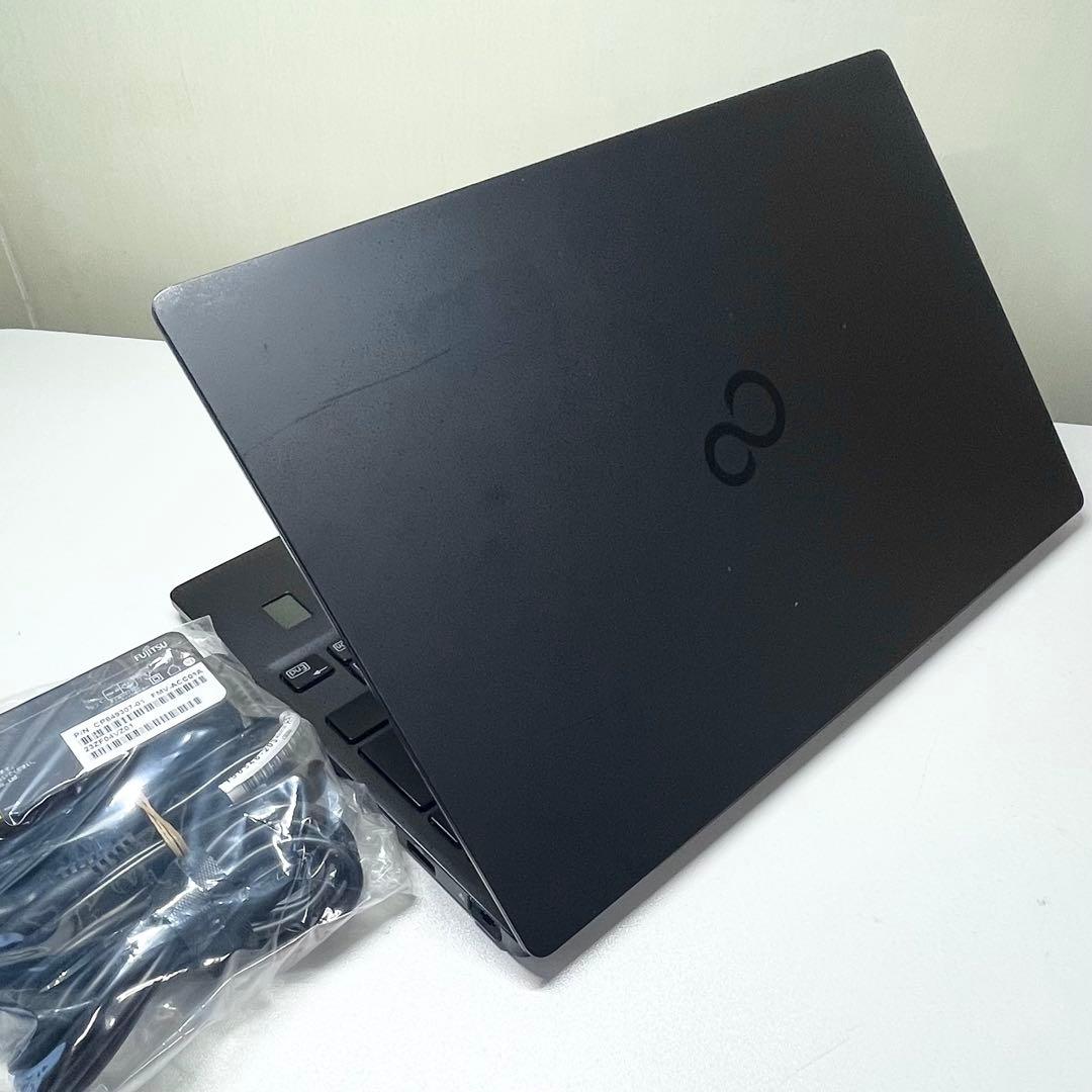 【美品】 LIFEBOOK U9312/J 16GB i5 第12世代