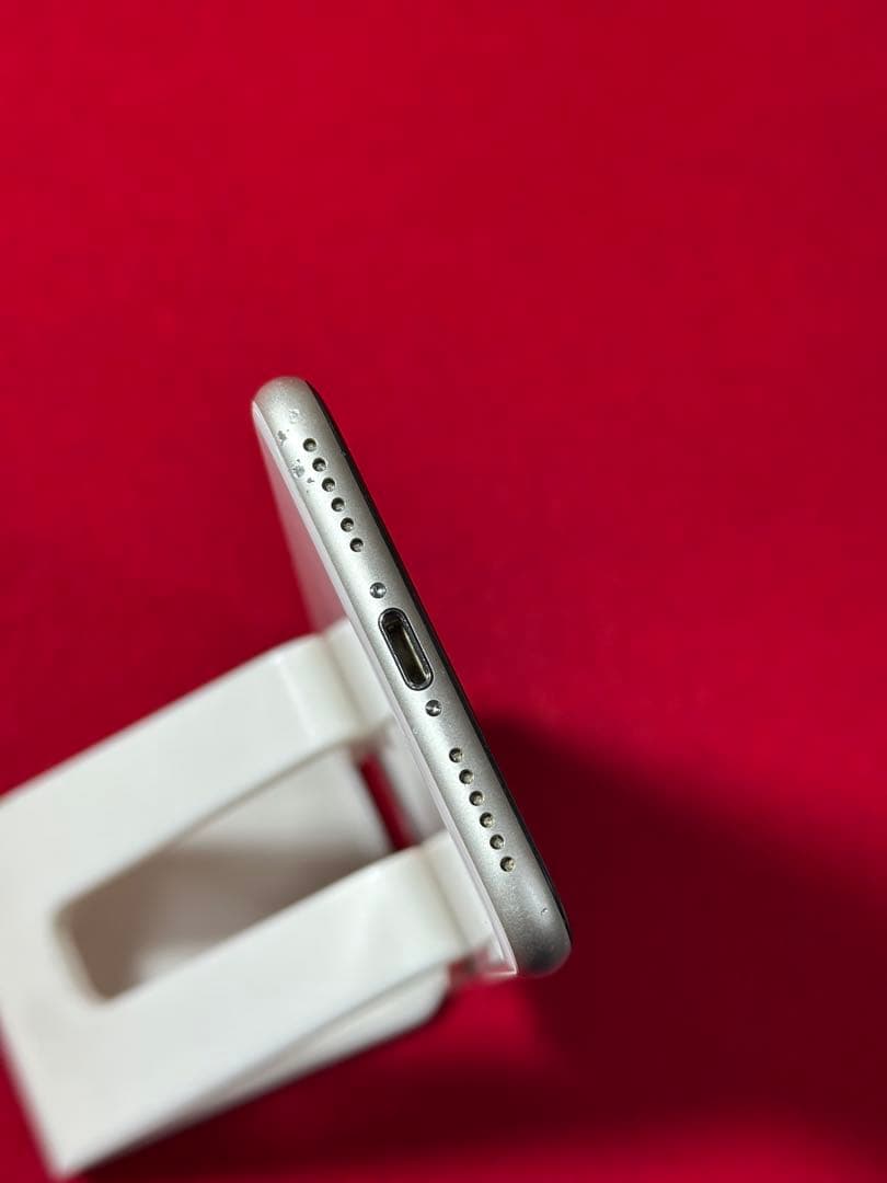 【2944】iPhone SE3第3世代スターライト 128GB simフリー