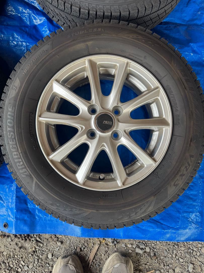ブリヂストン185/70R14 88Q スタッドレス4本プレオ ホイール