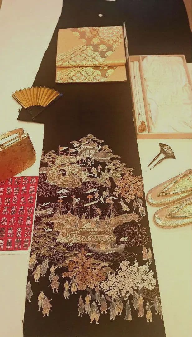 美品❇️豪華総刺繍黒留袖　比翼仕立て　 やまと誂製袋帯　フルセット