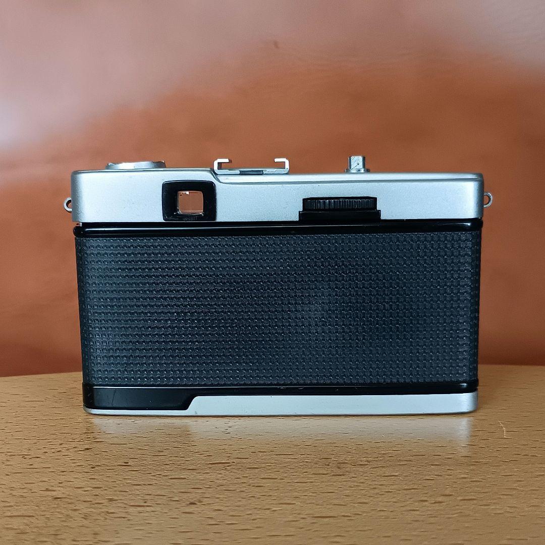 フィルムカメラ【整備、完動品】オリンパストリップ35
