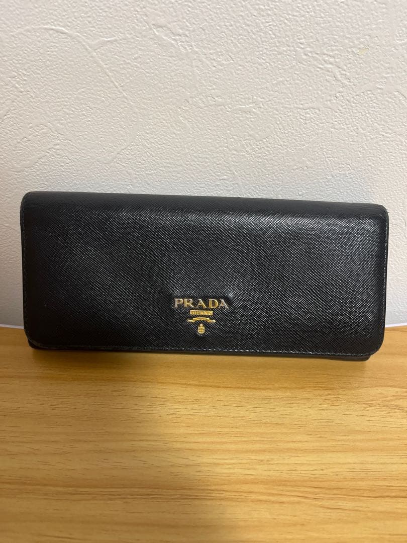 PRADA プラダ サフィアーノ メタル フラップ 長財布 ブラック